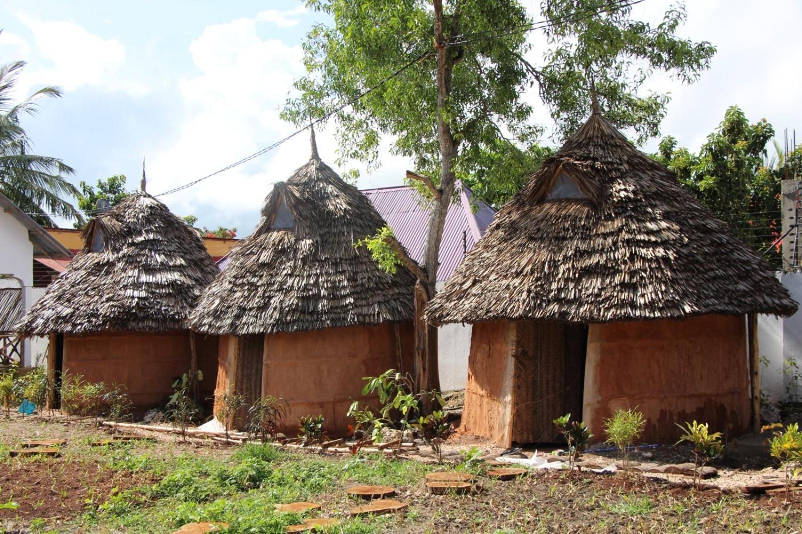 Zanzigo Hotel Нунгви Екстериор снимка